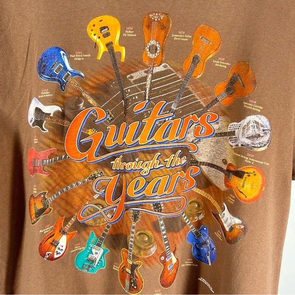 Gildan Heavy Weight Vintage ‘98 “Guitars through the Years” Tee Shirt; Men’s XL - Picture 4 of 14